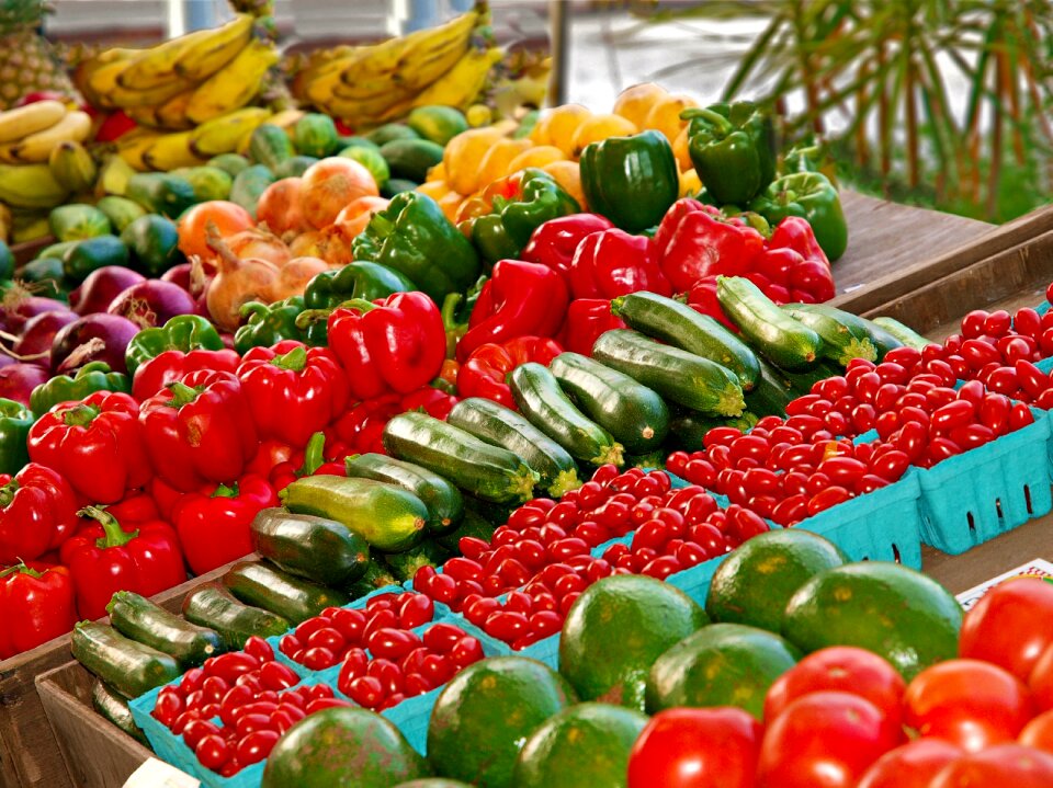 Supermarket pepper vegetable