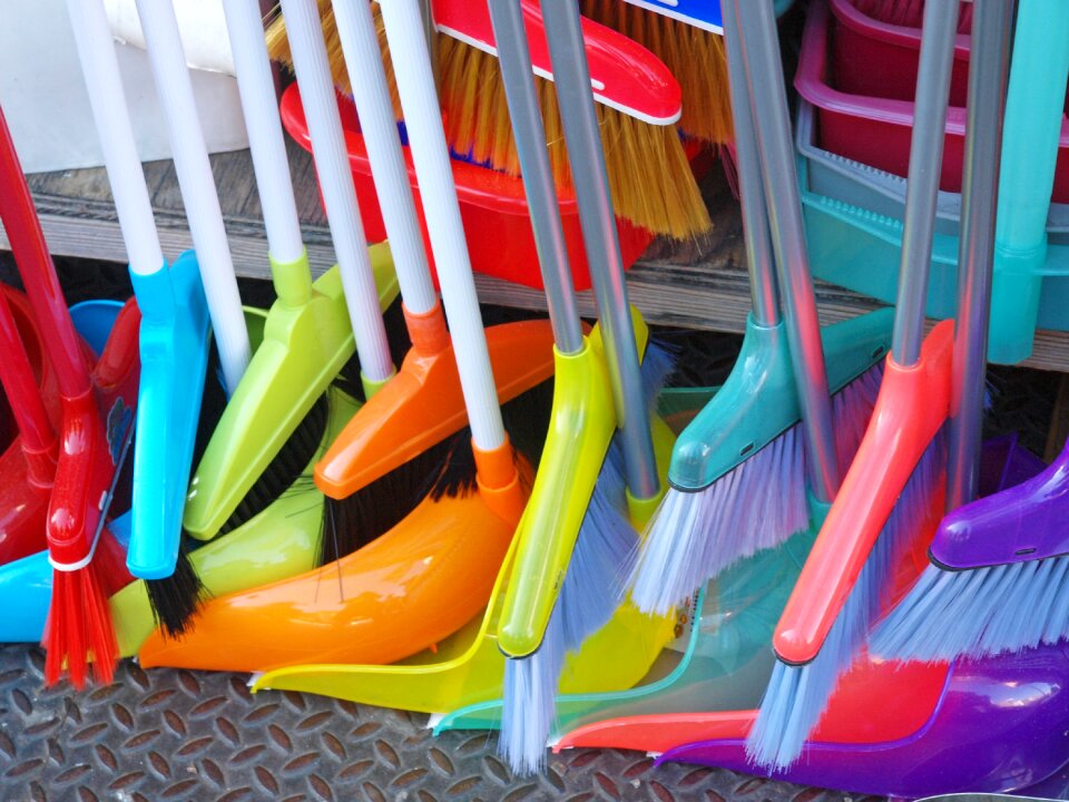 Color outdoors bright