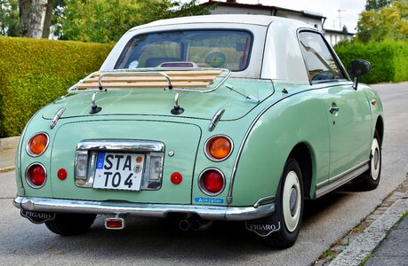 Oldtimer youngtimer car