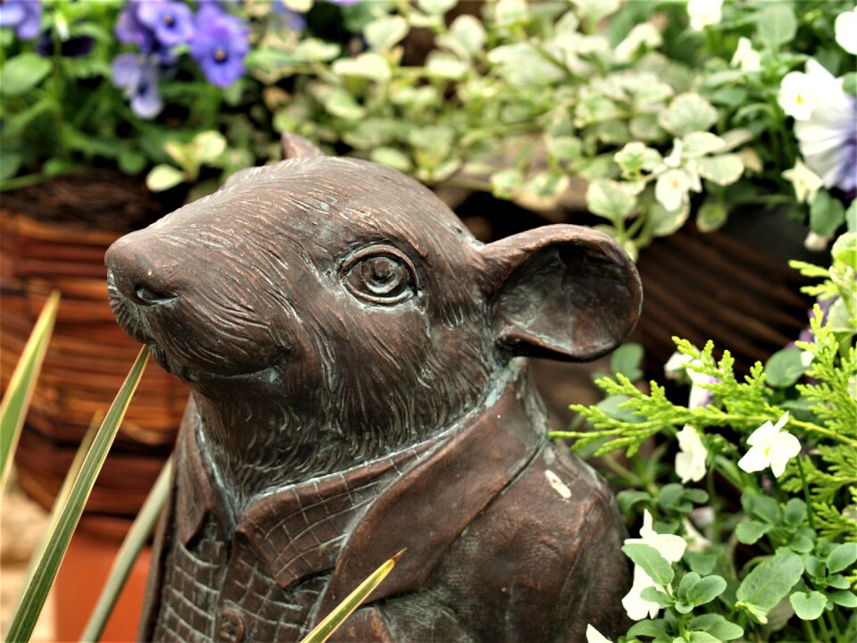 Animal stone statue