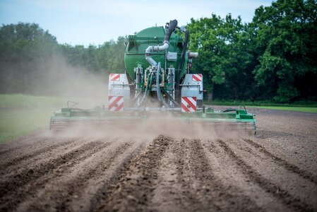 Fertilization güllefaß field