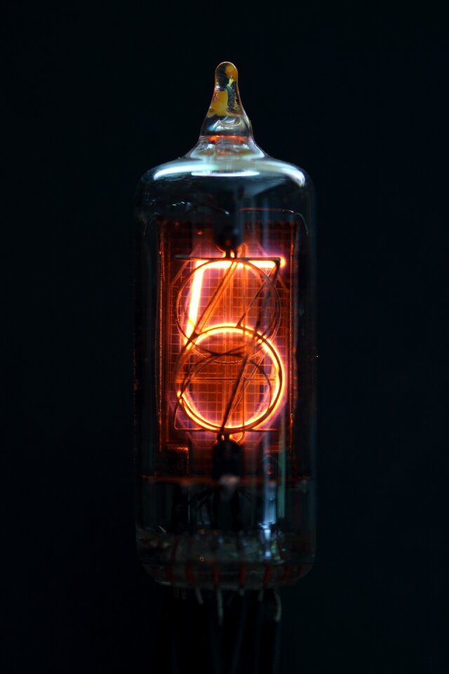 Vacuum digit glass