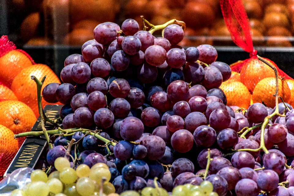 Fruit street vendor sidewalk display