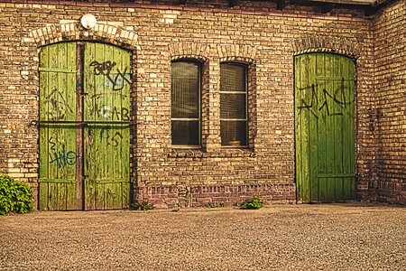 Wood stone window photo