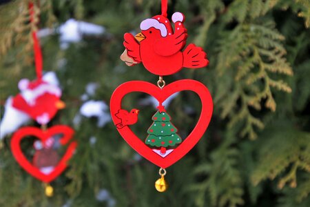Holidays needle heart
