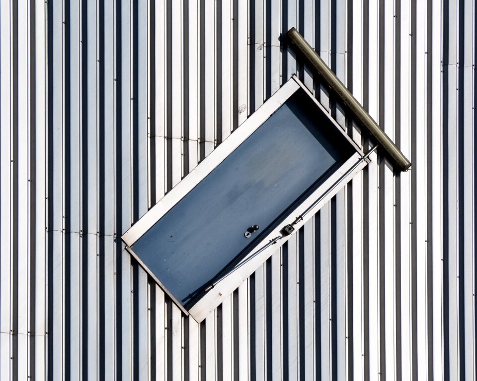 Structures lines grooves
