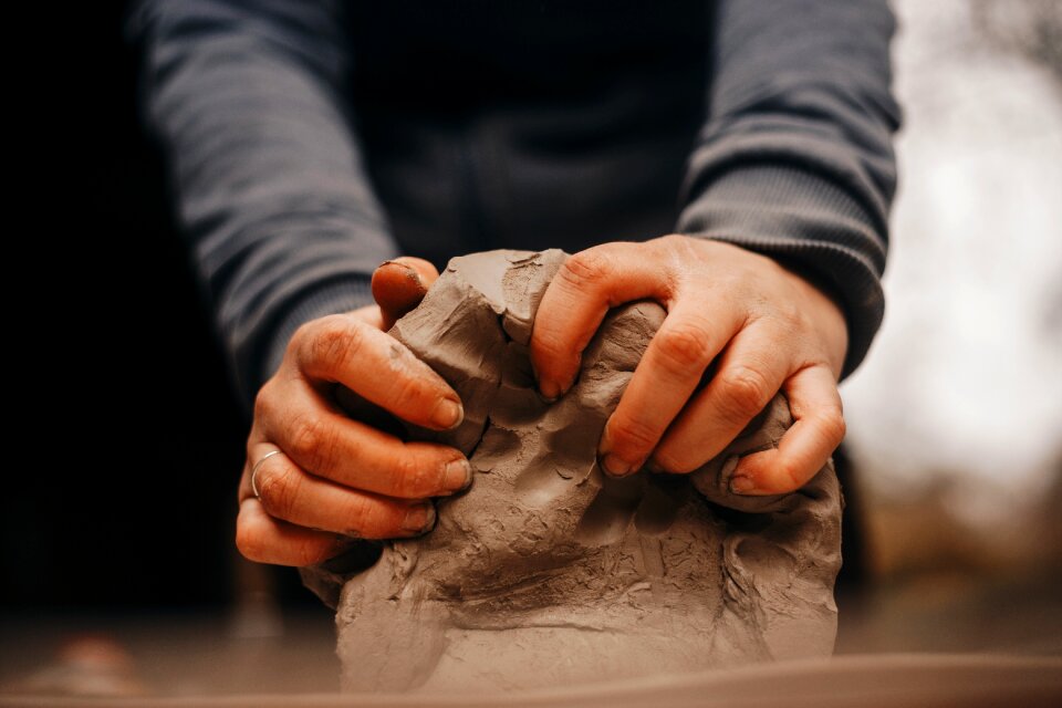 Form hand labor finger