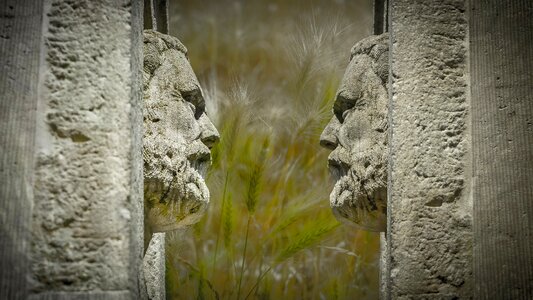 Art head stone figure photo