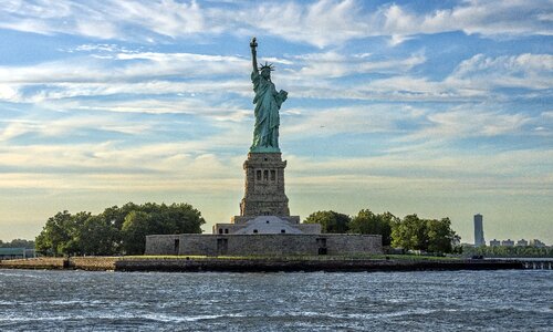 Hudson river statue of liberty photo