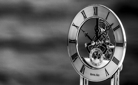 Hours minutes shield