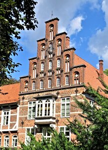 Germany single hamburger castle for the first time 1400 mentioned