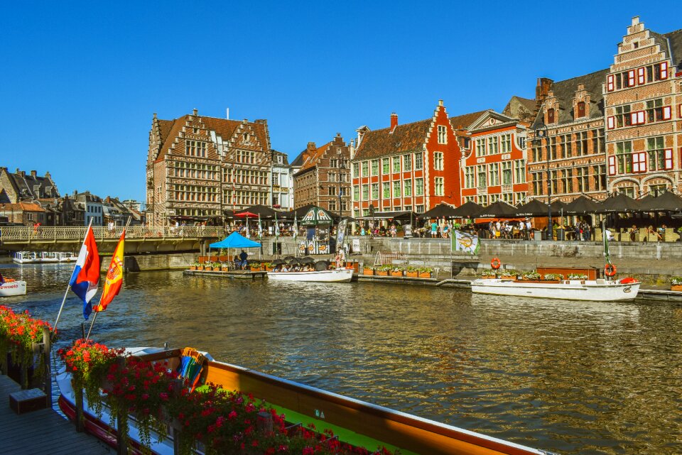 Travel city tourism