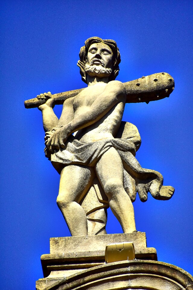 Sculpture architecture stone