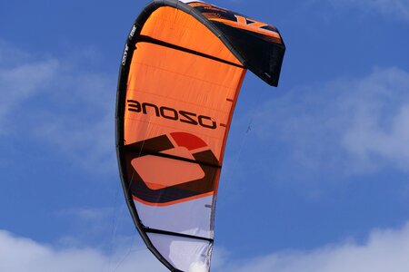 Airy leisure water sports