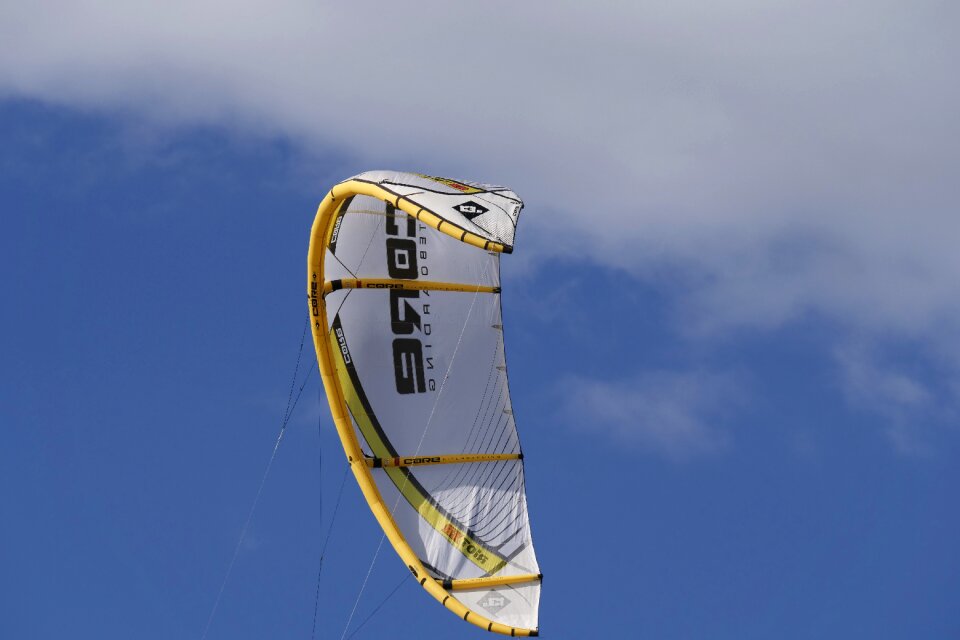 Kite surfing kiting kite