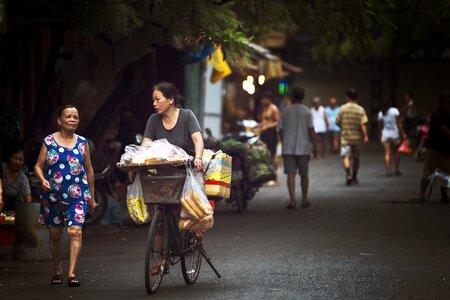 Market women bicycle