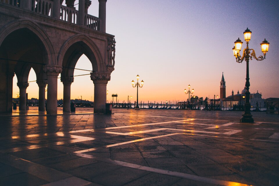 Doge's palace venezia architecture photo