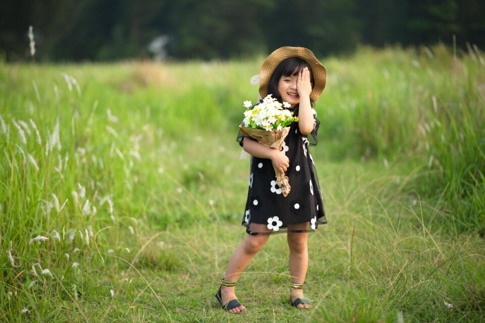 Hat field grass photo