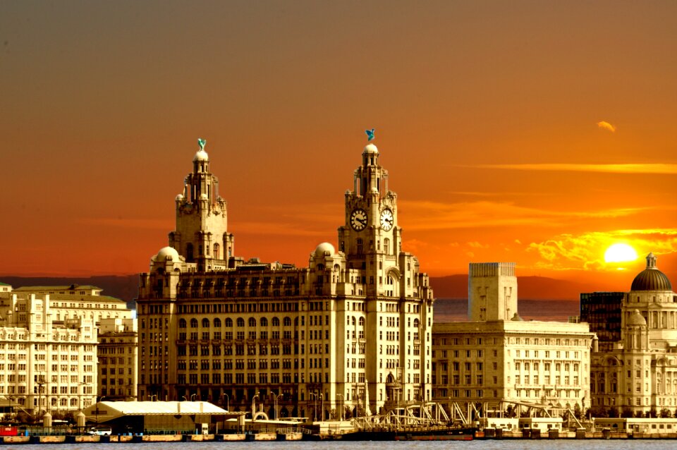 Sunset liver buildings cunard buildings