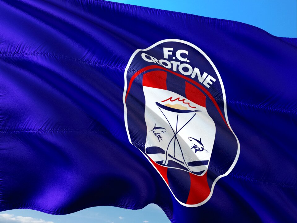 Seria a flag fc crotone