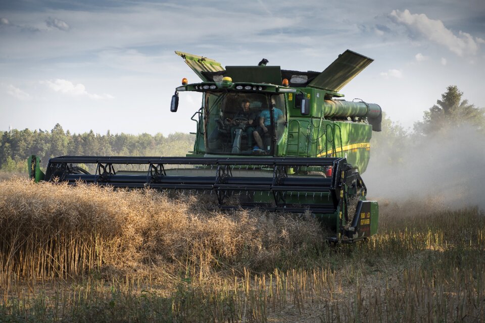 Machine cereals wheat