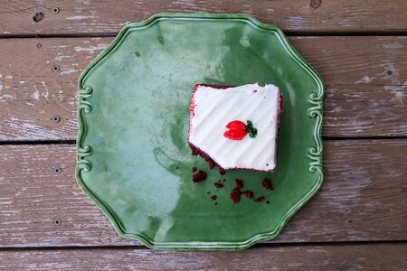 Dessert dish served photo