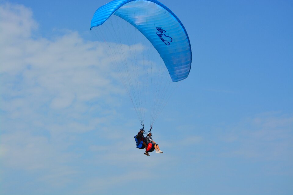 Paragliders harnesses baptism paragliding
