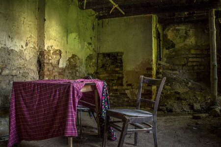 Broken decomposition abandoned
