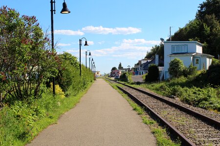 Transport track wharf