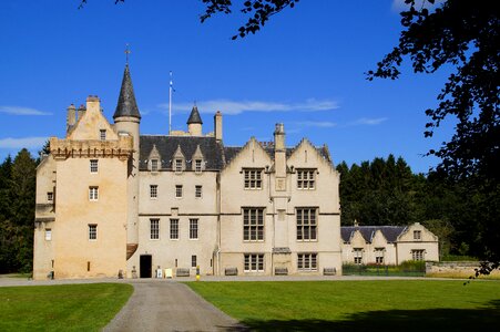 Clan scotland building