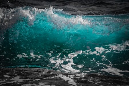 Sea spray wind photo