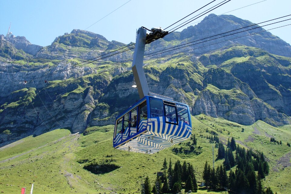 Säntis cable car appenzell gondola