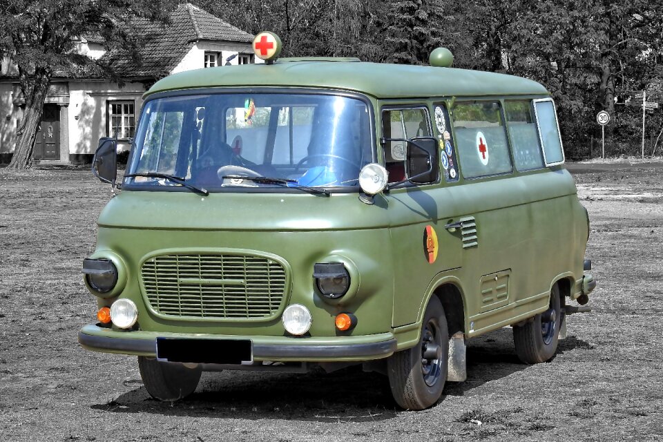 Ambulance b1000 nva