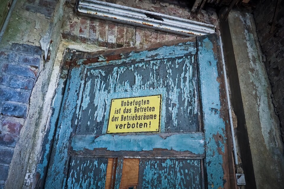 Pforphoto abandoned dilapidated