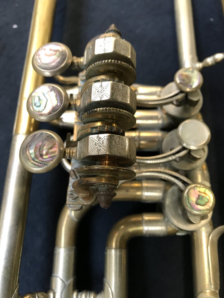 Instrument music brass