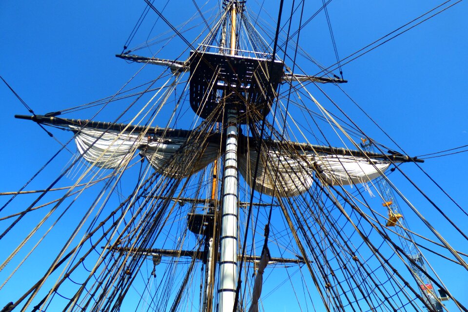Sailboat frigate old rigs