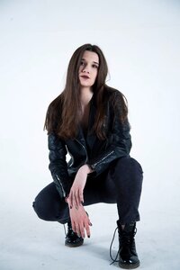 Hair posture hairstyle