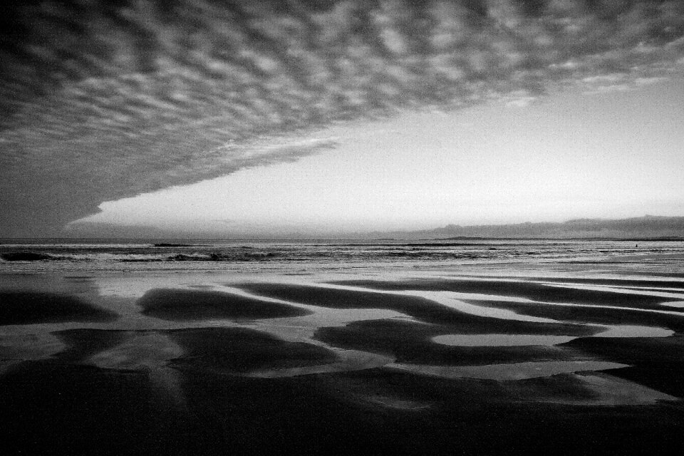 Sea water sand