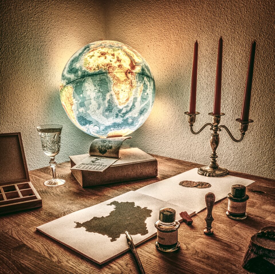 Map globe tusche indian ink
