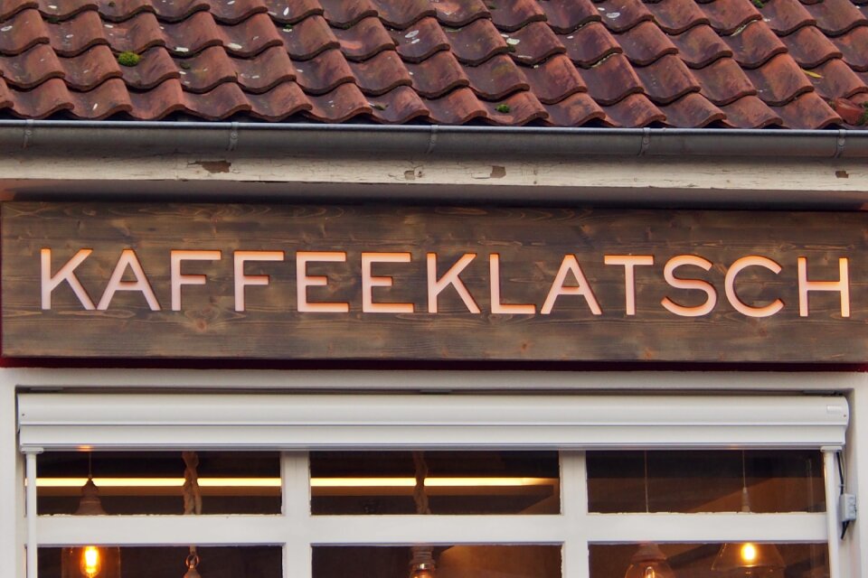 Name cafe advertising