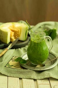 Smoothie pitcher melon