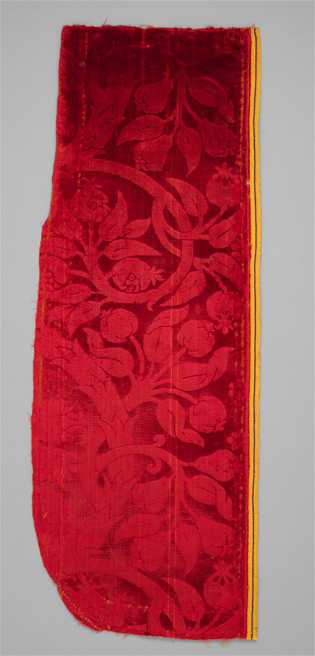 Fragment with Sempervivum tectorum motif