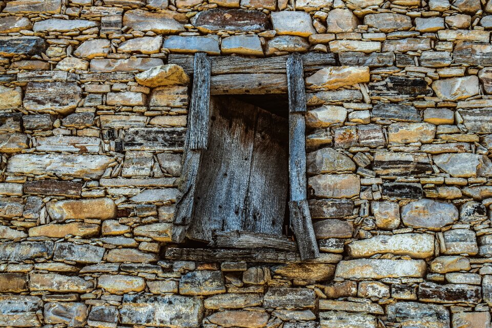 Rusty destroyed decay