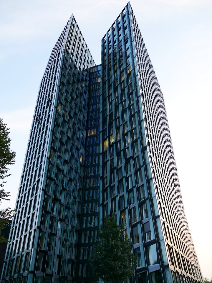 Reeperbahn building skyscraper