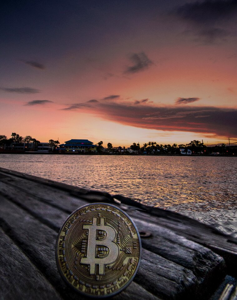 Bitcoin blockchain money