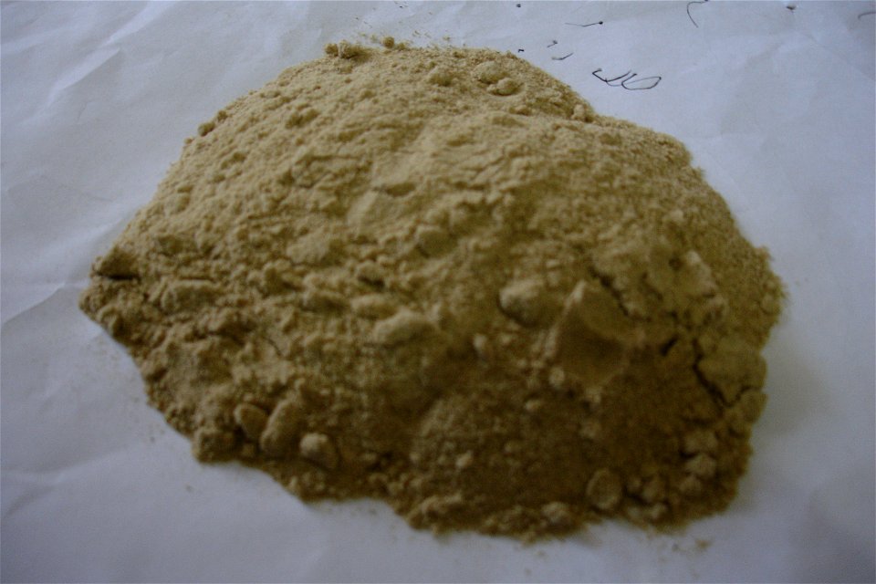 Black turmeric powder