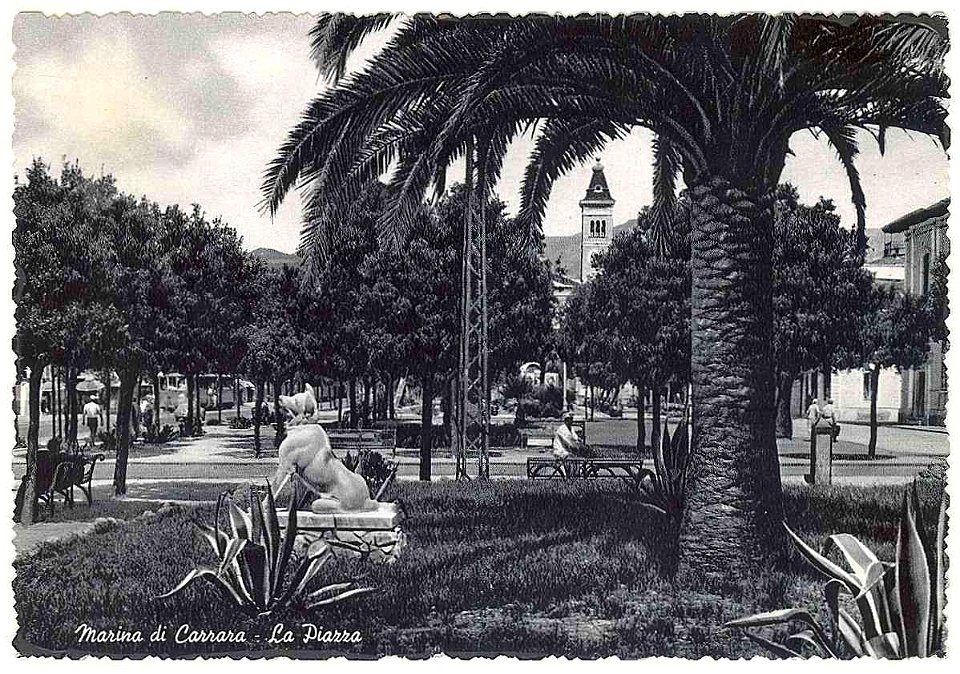 MS Marina di Carrara - la piazza