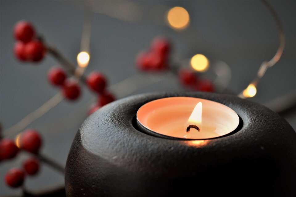 Flame candlelight burn