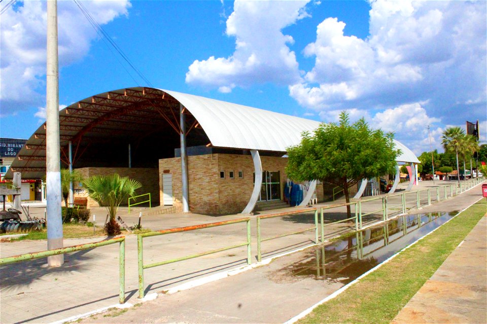 Complexo Cultural de Lazer Waldir Carvalho Fortes, Praça de Campo Maior