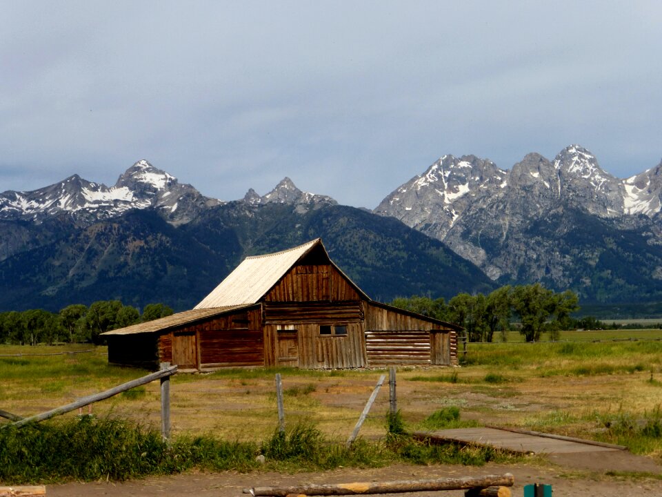 Building nature mountain